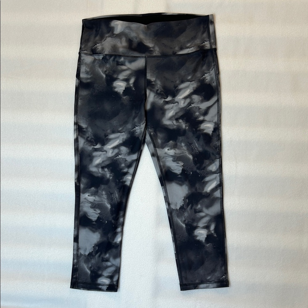 Marika Sport Leggings L 12-14 Black Gray Tie Dye High Rise Cropped Activewear
